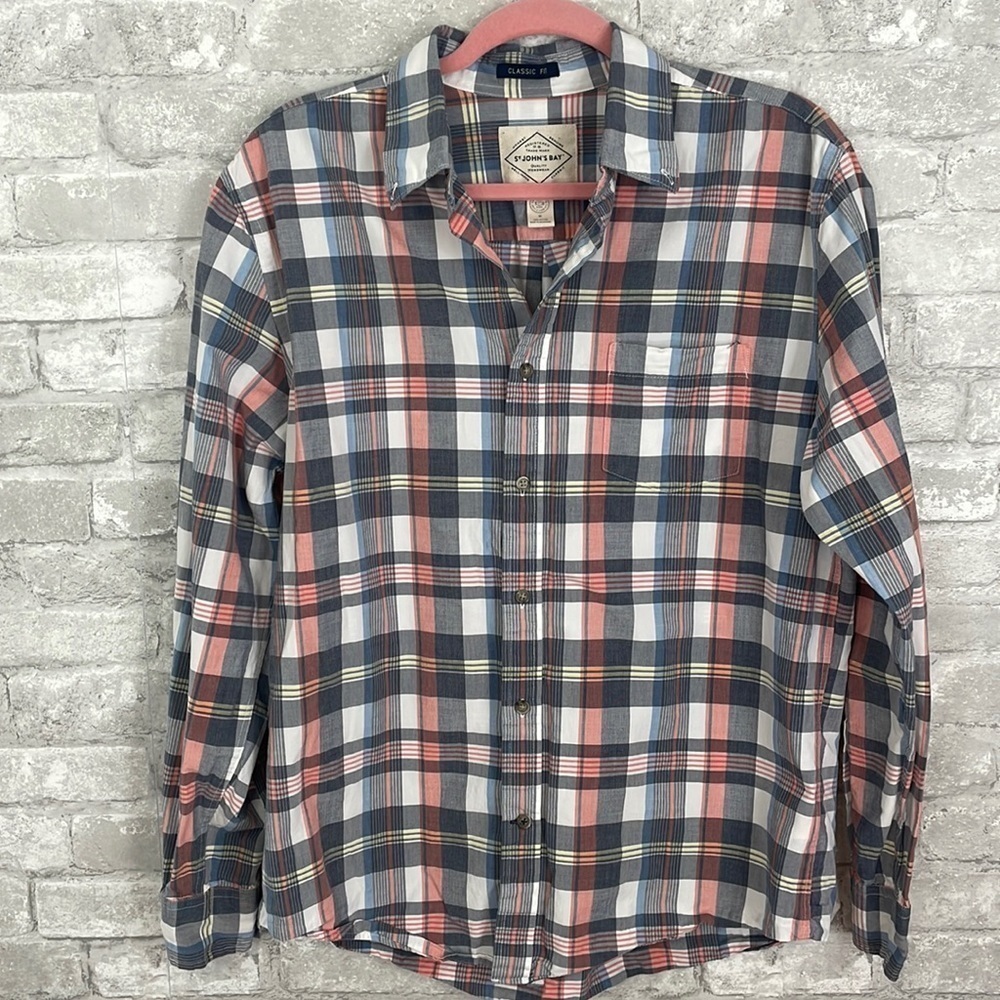 St. John’s Bay Classic Fit Button Down Shirt